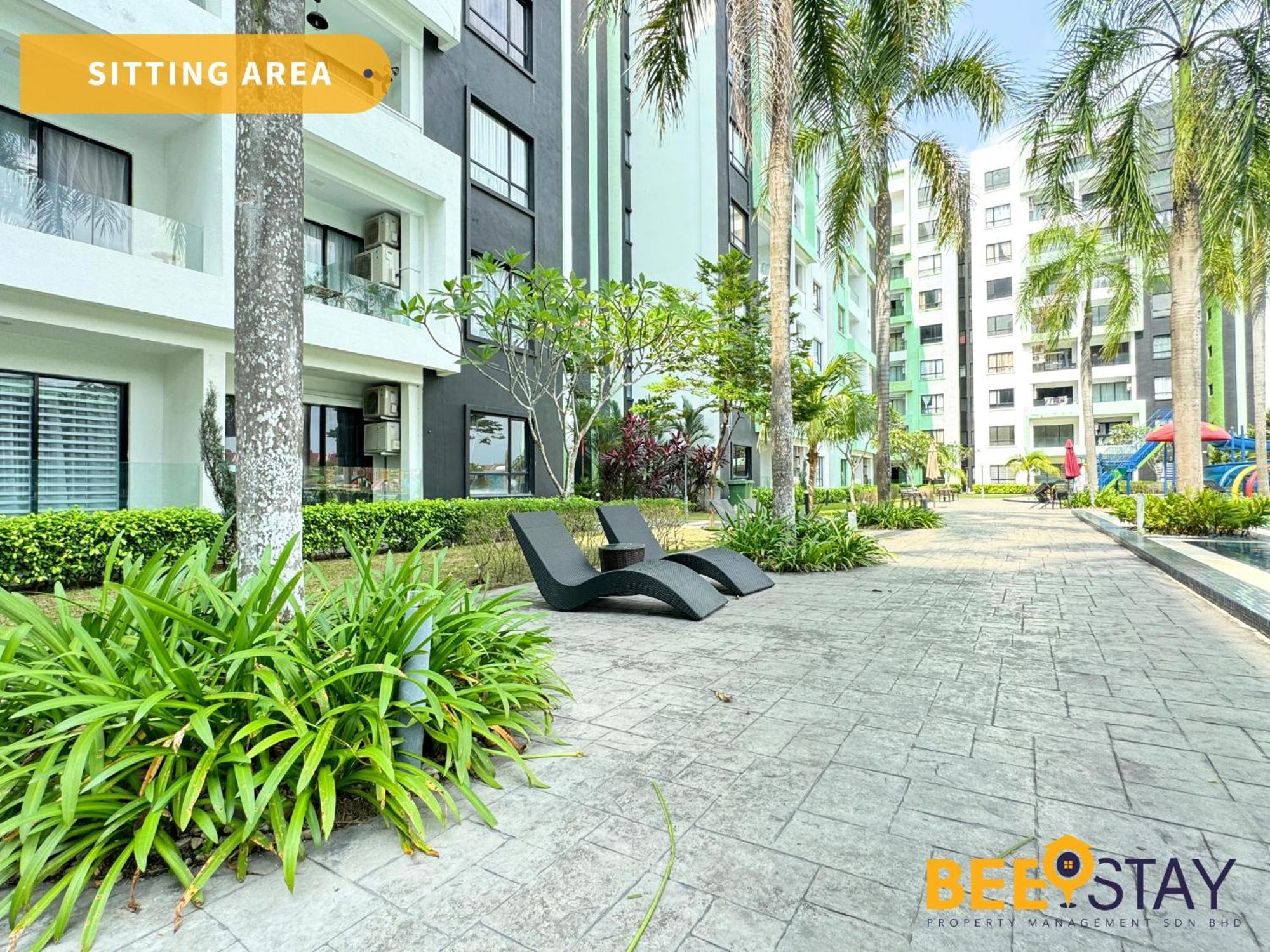 Centre Manhattan Pool View New Unit Pangsapuri *