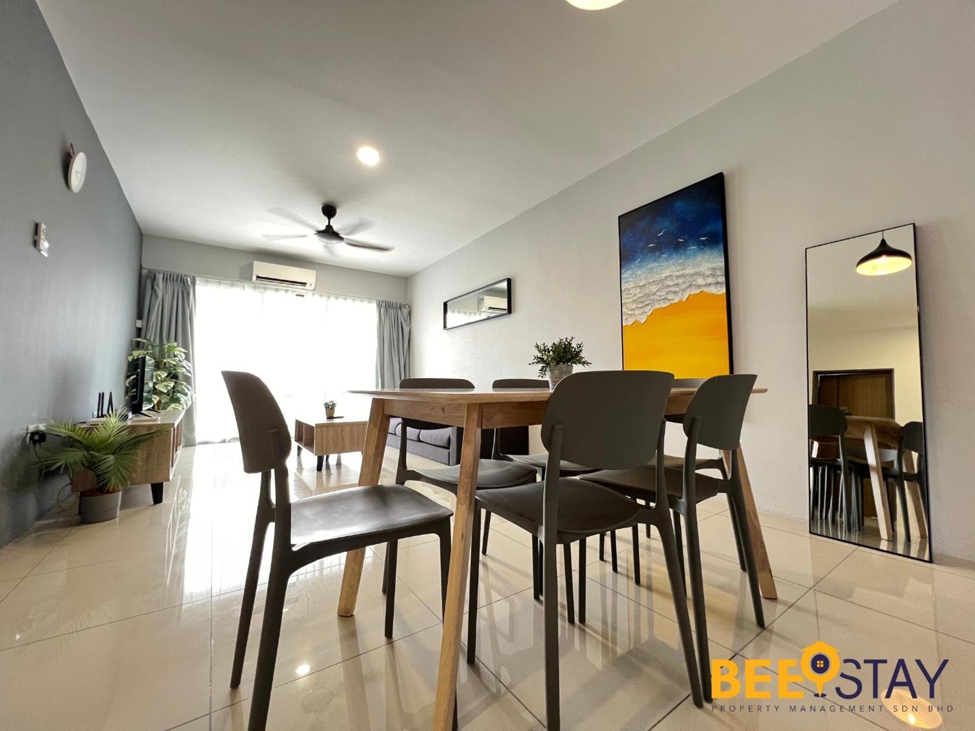 Centre Manhattan Pool View New Unit Pangsapuri