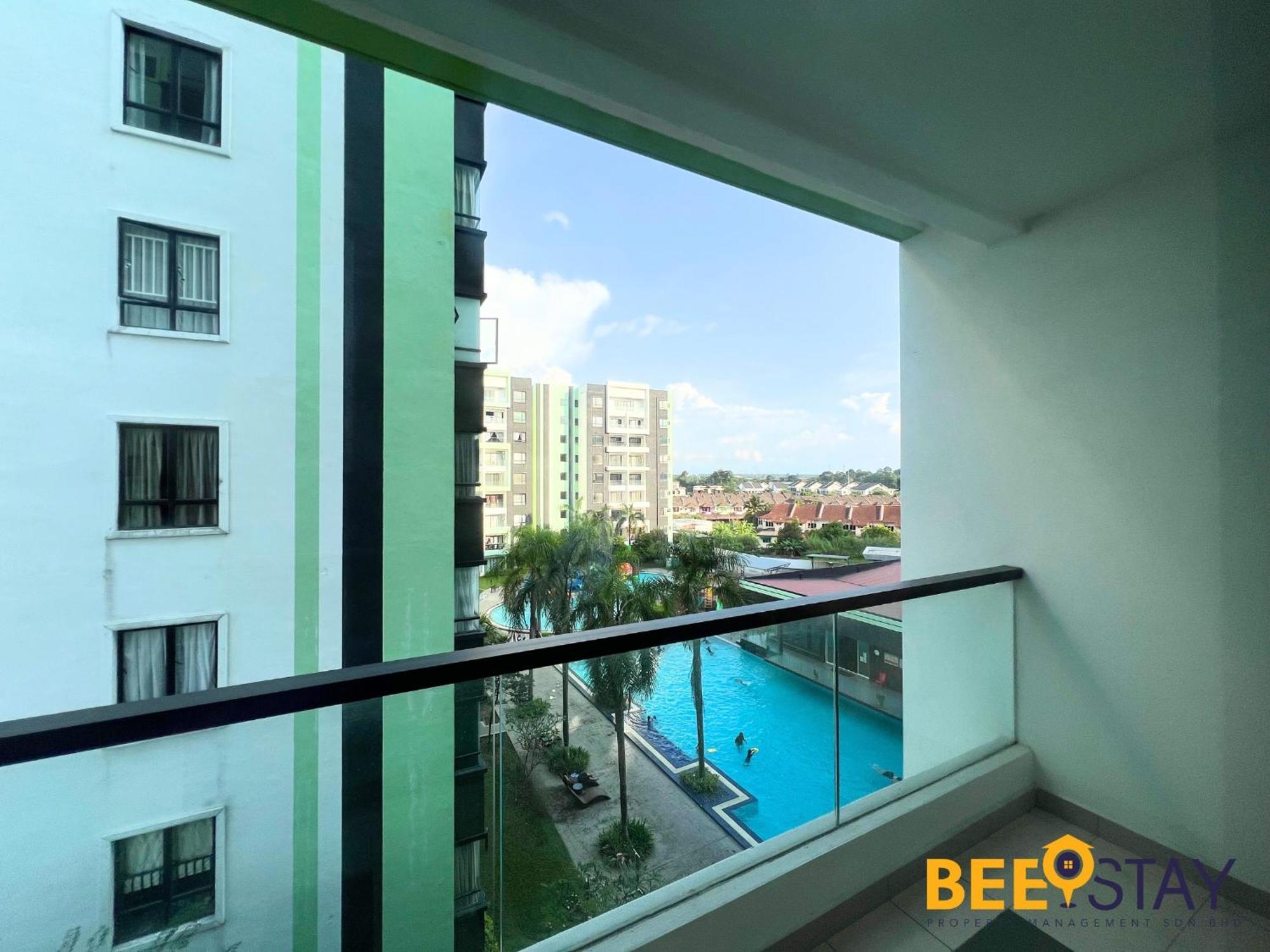 Centre Manhattan Pool View New Unit Pangsapuri